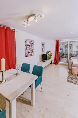Ein Sitzbereich in der Unterkunft Stylishes Apartement Poststraße 36
