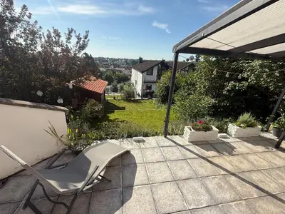Ein Garten an der Unterkunft Haus Valentina 1