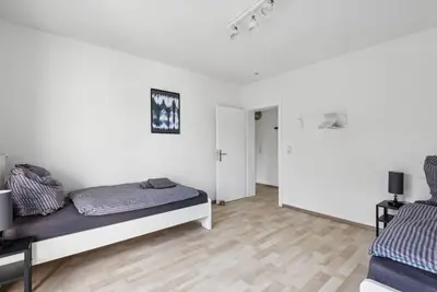 Ein Sitzbereich in der Unterkunft BIR01 Work & Stay in Rüsselsheim