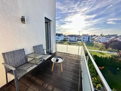 Ein Balkon oder eine Terrasse in der Unterkunft Privatwohnung Rüsselsheim nähe Hyundai Airport Messe etc