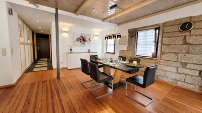 Grundriss der Unterkunft Gemütliches Altbau-Loft mit Kamin und Parkplatz