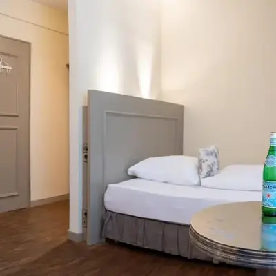 Friedrich von Schiller Hotel