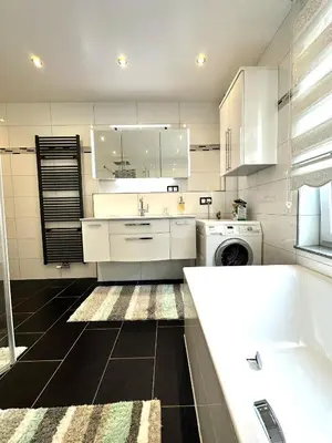 Küche/Küchenzeile in der Unterkunft Mein Apartment, City Garden, Terrasse, Klima, 6 Personen