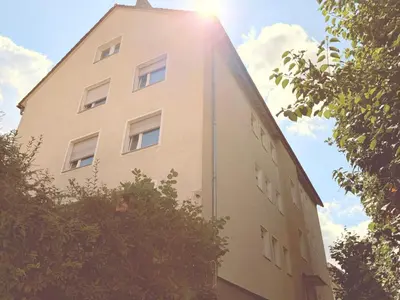 Das Gebäude in dem sich die Ferienwohnung befindet