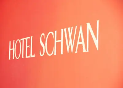 Ein Zertifikat, Auszeichnung, Logo oder anderes Dokument, das in der Unterkunft Hotel Restaurant Schwan ausgestellt ist