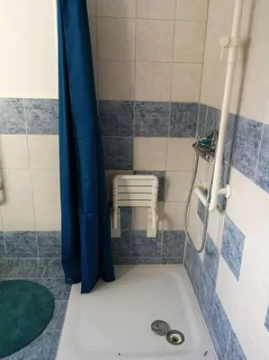 Ein Badezimmer in der Unterkunft Ferienwohnung am Nibelungensteig unter der Burg