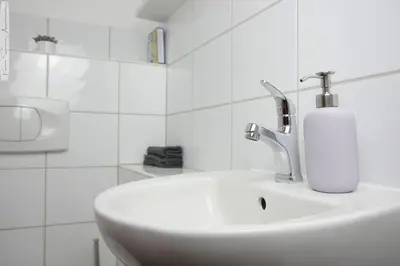Ein Badezimmer in der Unterkunft Monteurzimmer bis zu 5 Personen Ludwigshafen