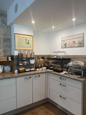 Küche/Küchenzeile in der Unterkunft Hotel Traube Rheinhessen