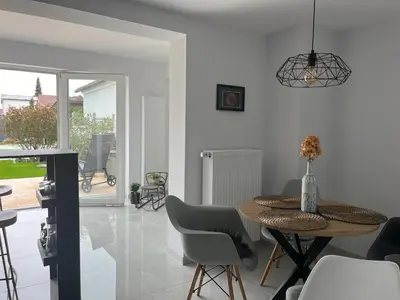 Ein Sitzbereich in der Unterkunft Neues Ferienappartment PfalzHerz