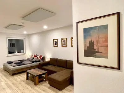 Ein Sitzbereich in der Unterkunft Goldstadt Studio Suite- City Apartament Schlössle Zentrum Pforzheim