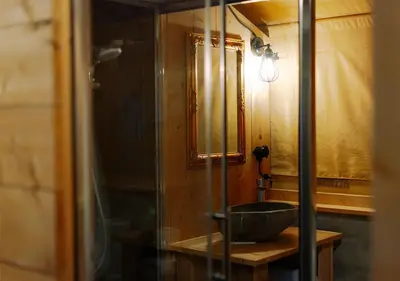 Ein Badezimmer in der Unterkunft AZUR Camping Wertheim