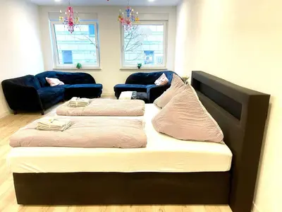 Ein Sitzbereich in der Unterkunft Goldstadt Grand Suite- City Apartment Zentrum Pforzheim