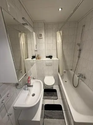 Ein Badezimmer in der Unterkunft Nice and quiet studio apartment in a central location