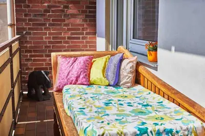 Ein Bett oder Betten in einem Zimmer der Unterkunft Large 2BR Apart up to 5 ppl, Work&Long Stay, BASF with Strong Wifi