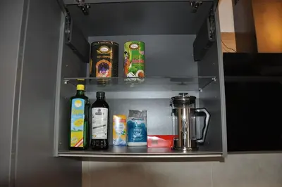 Kaffee-/Teezubehör in der Unterkunft 2-Zi Wohn NEU Modern