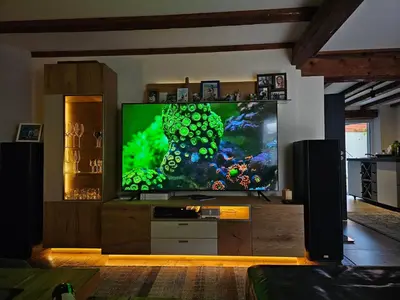 TV/Unterhaltungsangebot in der Unterkunft Luxus-Wohnung mit IndoorPool