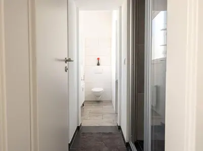 Ein Badezimmer in der Unterkunft Top Moderne 2 Zimmer Wohnung