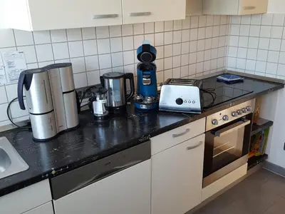 Küche/Küchenzeile in der Unterkunft Große Ferienwohnung Sinsheim-Dühren