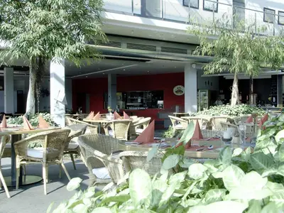 Ein Restaurant oder anderes Speiselokal in der Unterkunft Seminarhotel in der Manfred-Sauer-Stiftung
