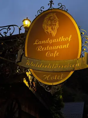Ein Zertifikat, Auszeichnung, Logo oder anderes Dokument, das in der Unterkunft Landgasthof Waldschlösschen ausgestellt ist