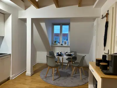Grundriss der Unterkunft BELLA - Business&Family Ap 16, 100m vom Konzerteingang Schloß, Parkplatz, SmartTV, Netflix, Waschmaschine, 24h Checkin, 46qm