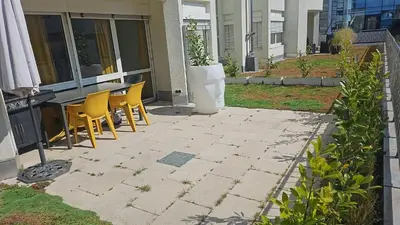 Ein Garten an der Unterkunft Miracle House 160qm Terrasse, Parkplatz & Internet 100mBit -SELF CHECK IN-