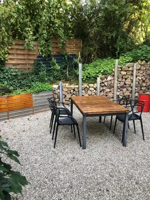Ein Garten an der Unterkunft Betzebud