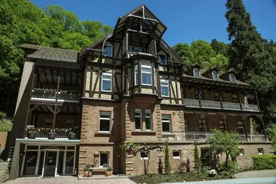 Das Gebäude in dem sich das Hotel befindet