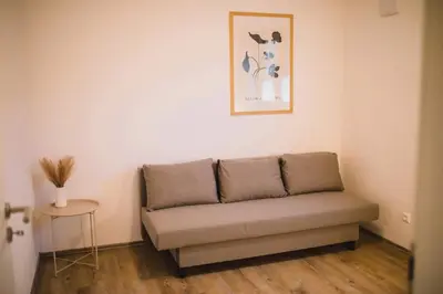 Ein Sitzbereich in der Unterkunft HUGOS Design Apartment am Waldrand - ruhig & modern