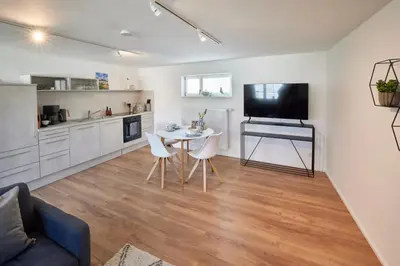 Küche/Küchenzeile in der Unterkunft Winzerlodge, Wohnung Burgunder