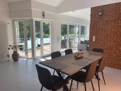 Ein Sitzbereich in der Unterkunft Ferienwohnung Nele