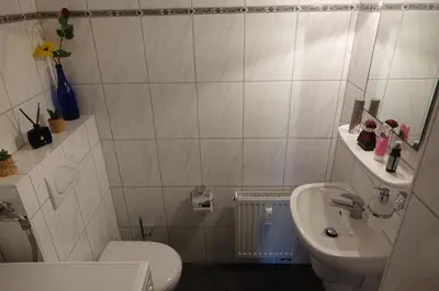 Ein Badezimmer in der Unterkunft Fewo Anna - ruhig gelegen, mitten in der Natur, unmittelbar am Neckarsteig
