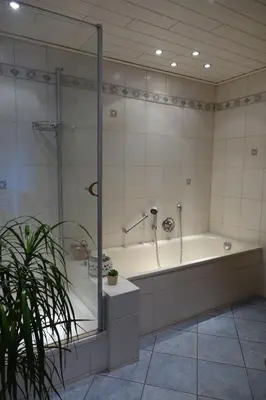 Ein Badezimmer in der Unterkunft Fewo Anna - ruhig gelegen, mitten in der Natur, unmittelbar am Neckarsteig