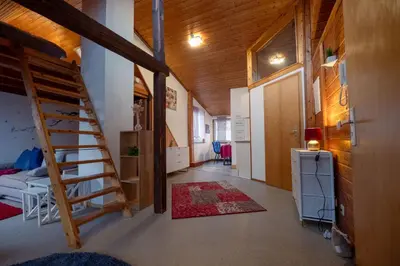 Grundriss der Unterkunft Charmantes 1-Zimmer Loft - Parkplatz - Bushaltestelle