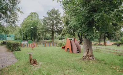 Ein Kinderspielbereich in der Unterkunft Gruppen-Bungalow Stuttgart