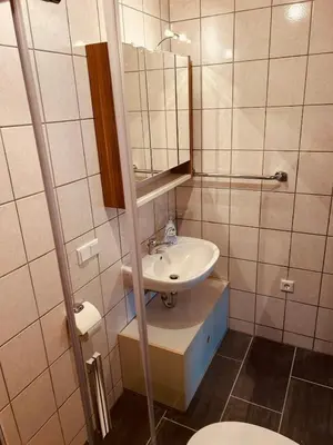 Ein Badezimmer in der Unterkunft Odw Homes - Functional Apartment with Terrace