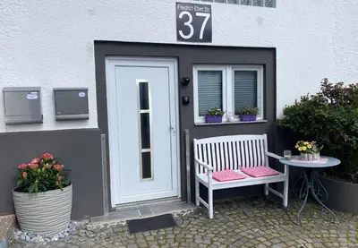 Das Gebäude in dem sich die Ferienwohnung befindet