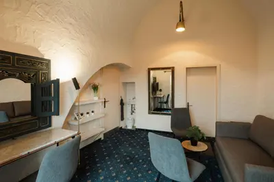 Ein Sitzbereich in der Unterkunft Burg Stettenfels