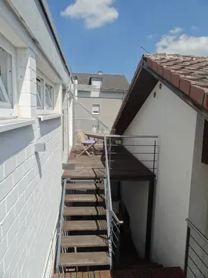 Das Gebäude in dem sich die Ferienwohnung befindet