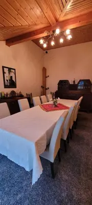 Ein Sitzbereich in der Unterkunft Gästehaus Rebstock im Weingut Schrauth-Becker