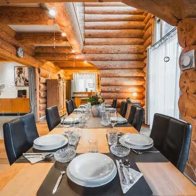 Naturstammhaus mit Sauna