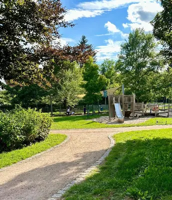 Ein Garten an der Unterkunft Ferienwohnung 