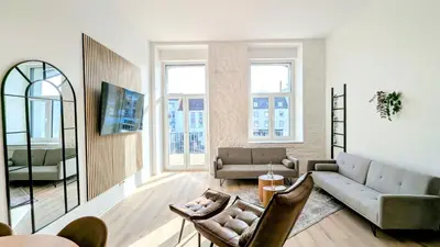 Ein Sitzbereich in der Unterkunft Velaris - Stilvolle Lofts & Penthouses - Premium Wohnen mit Parkplatz & Workstations
