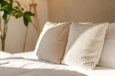 Ein Bett oder Betten in einem Zimmer der Unterkunft Troja Living Helena - Wohnung zentral in Bruchsal