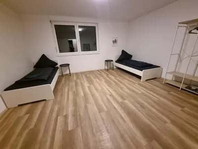 Ein Sitzbereich in der Unterkunft Monteurwohnung Pforzheim - L8 Street