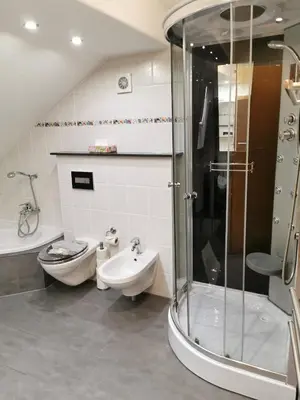 Ein Badezimmer in der Unterkunft Apartmenthaus Wertheim