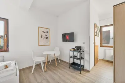 TV/Unterhaltungsangebot in der Unterkunft Monteur Apartments Heilbronn City - LOW BUDGET, PARKING, WIFI, SMART TV NEW