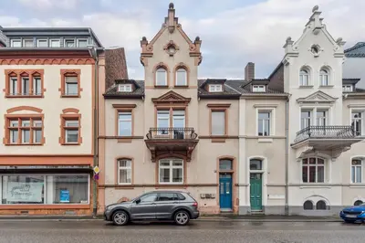 Das Gebäude in dem sich die Ferienwohnung befindet
