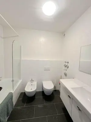 Ein Badezimmer in der Unterkunft Schöne Maisonette im Villa 12-5 Uni Mainz
