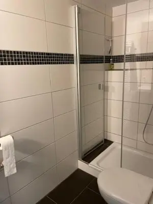 Ein Badezimmer in der Unterkunft Gaststätte Wiesengrund